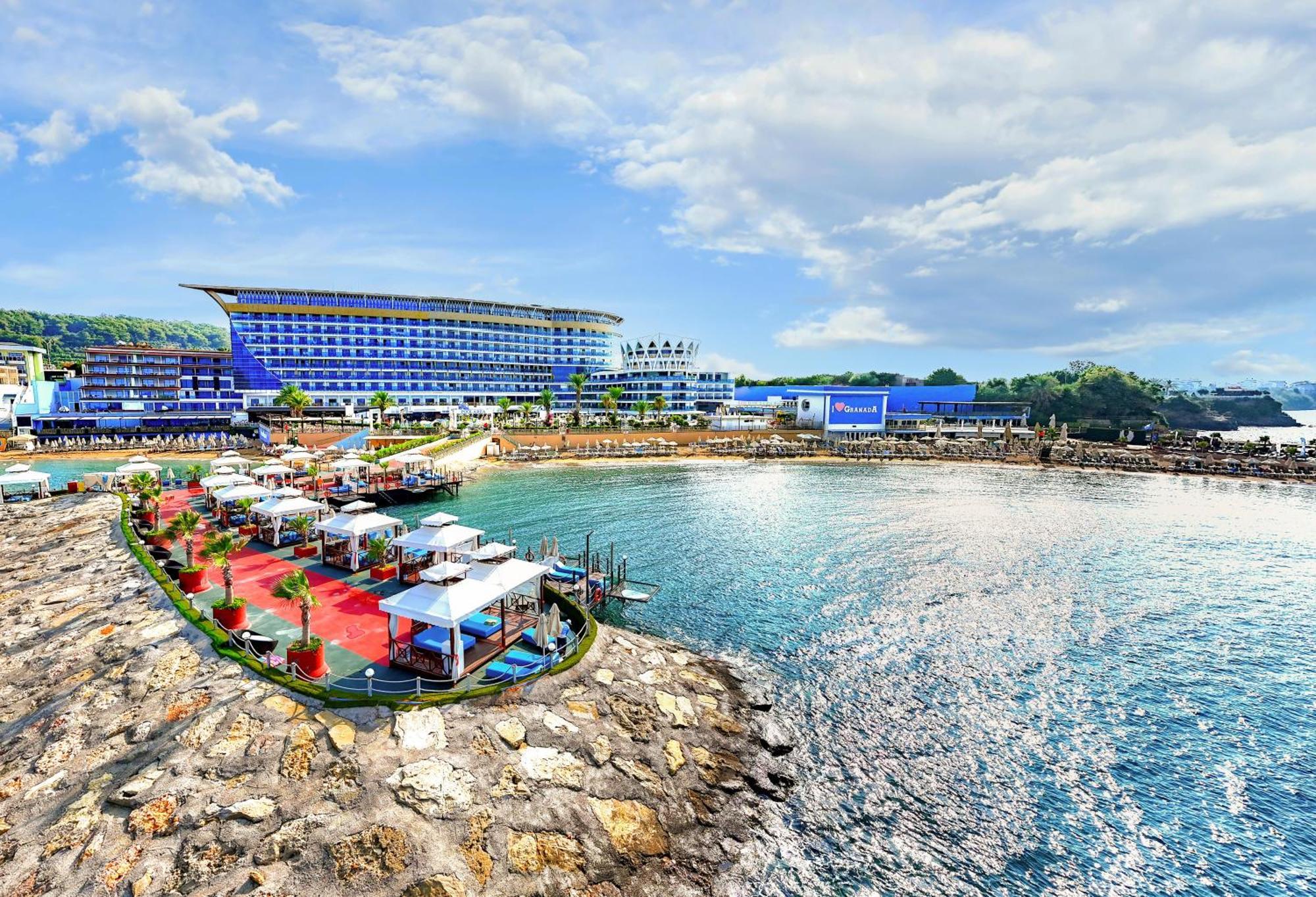 Resort Granada Luxury 5*